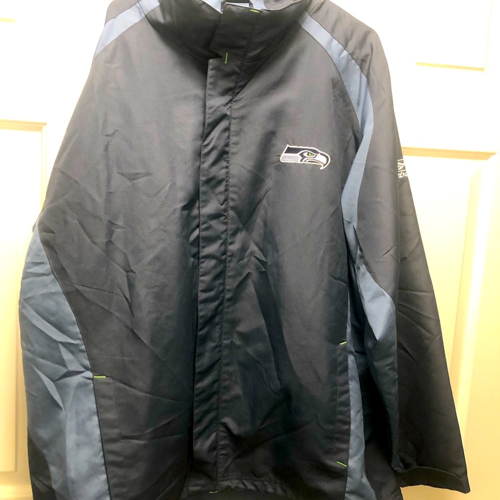 Reebok 5242A NFL Team Apparel On Field Seattle Seahawks Men's jacket Size 2XL